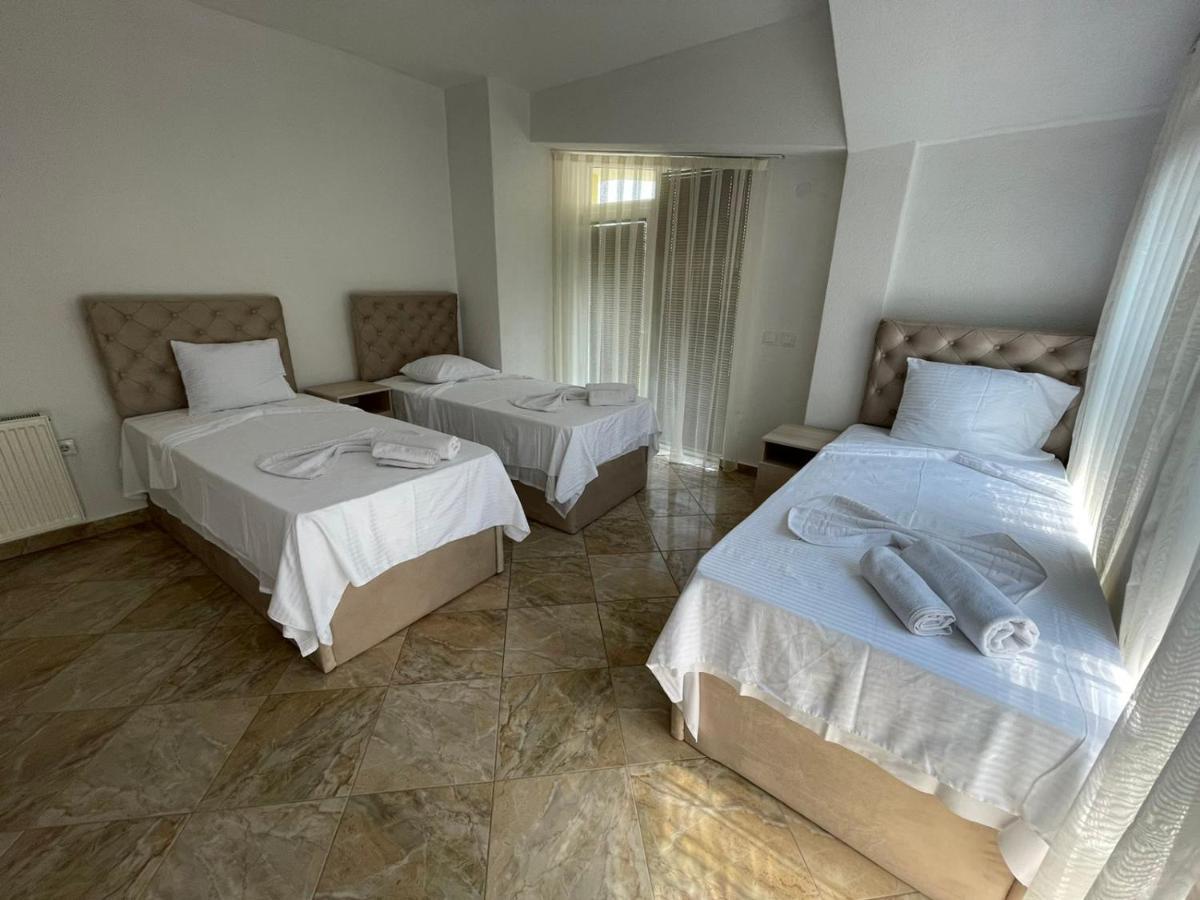 Hotel Montenegro Struga Ngoại thất bức ảnh