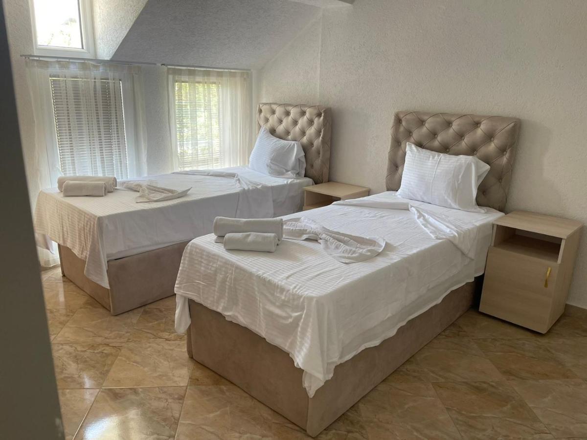 Hotel Montenegro Struga Ngoại thất bức ảnh