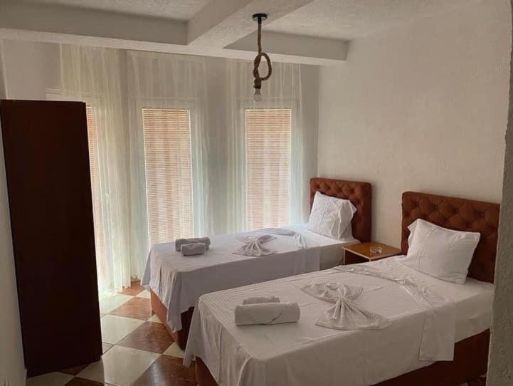 Hotel Montenegro Struga Ngoại thất bức ảnh